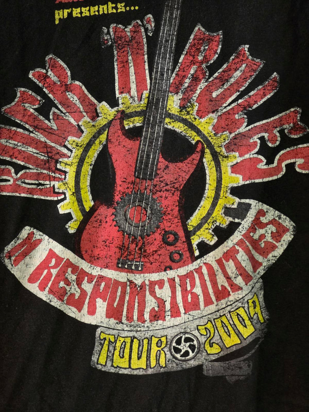 Vintage 2004 Advance Rock 'N' Roles 'N Responsibilities Tour Black T-Shirt XL