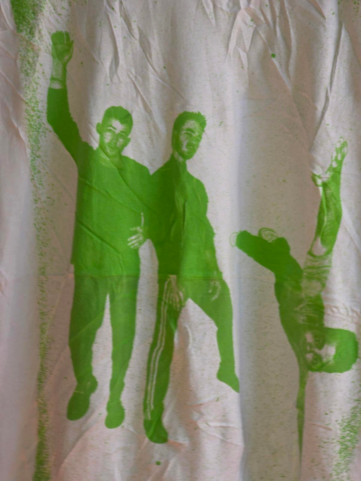Band Tour T-Shirt The Remember This Tour Green Print White Small