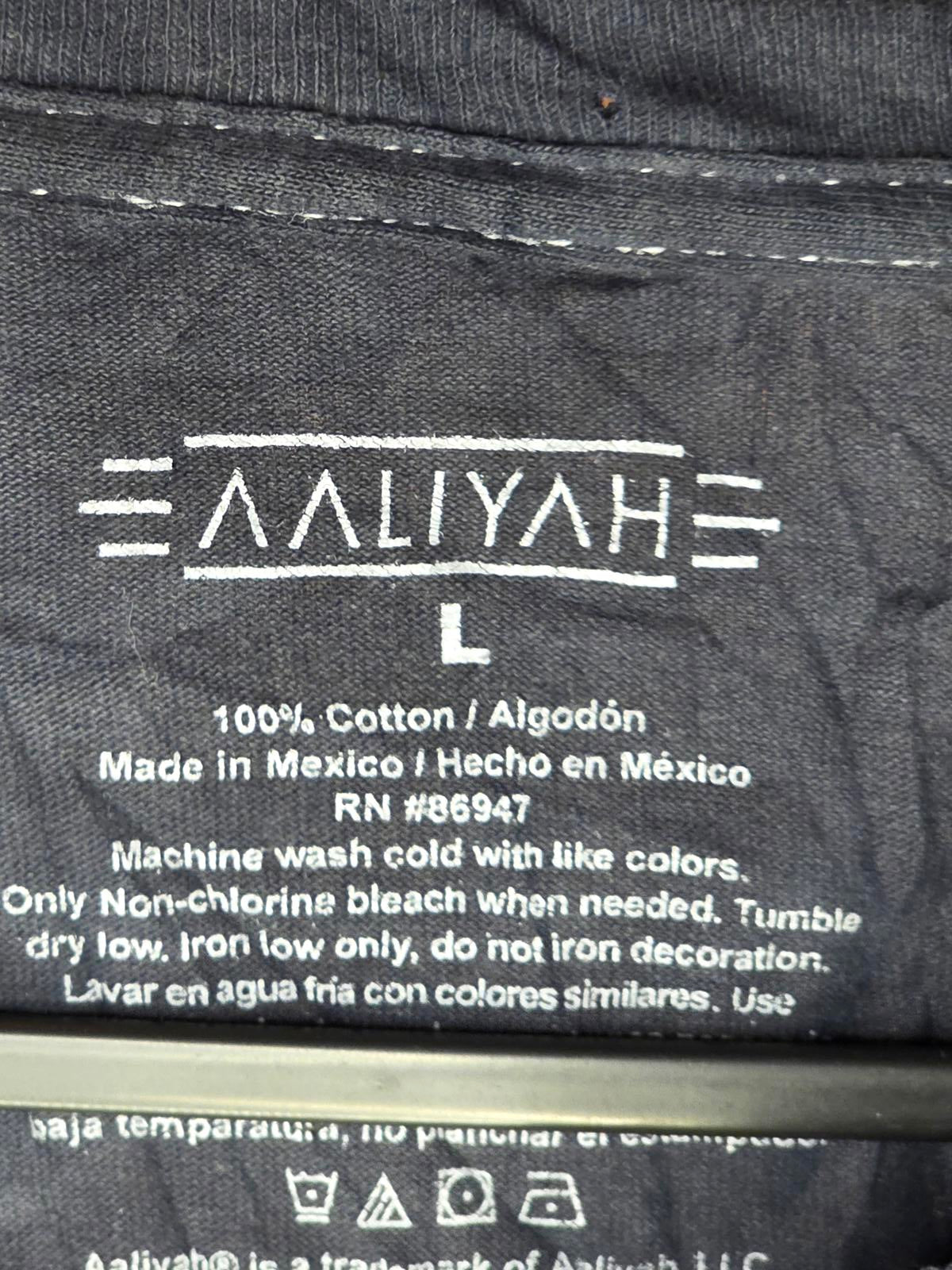 Always Long Sleeve Graphic T-shirt One Million Black Large