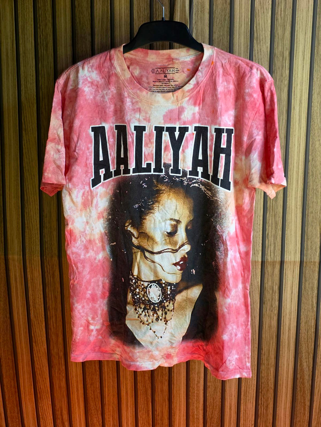 Aaliyah Graphic T-Shirt Tie-Dye Pink Medium