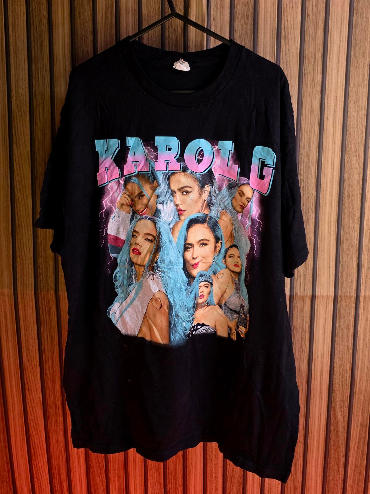 Karol G Graphic T-Shirt Black XL Cotton