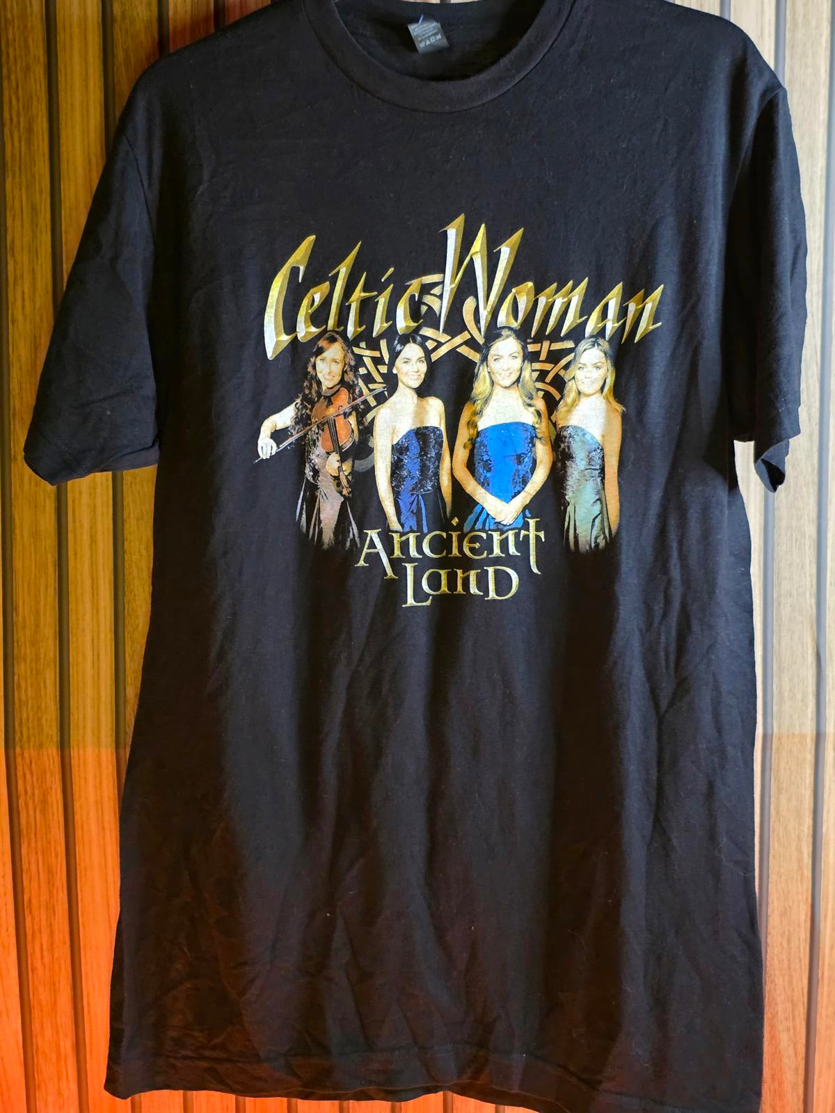Celtic Woman Ancient Land Tour T-shirt Black Size M