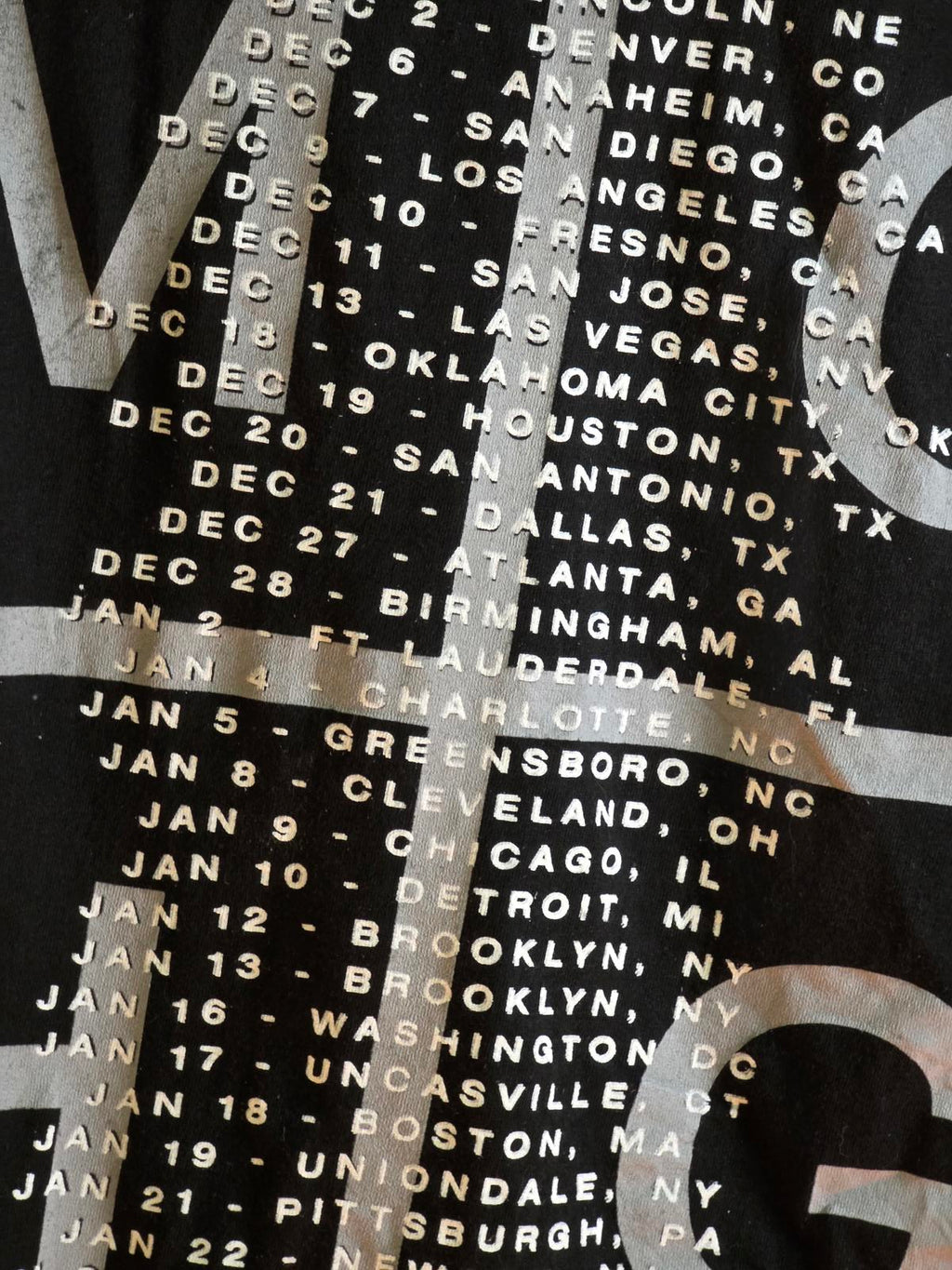 Rare JAY-Z Magna Carter World Tour Black Graphic T-Shirt Size Regular M