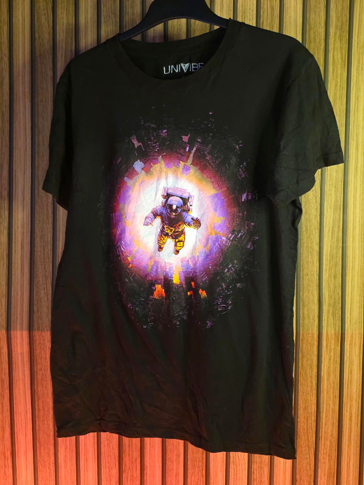 Univibe Astronaut Graphic T-Shirt Black Size S Cotton