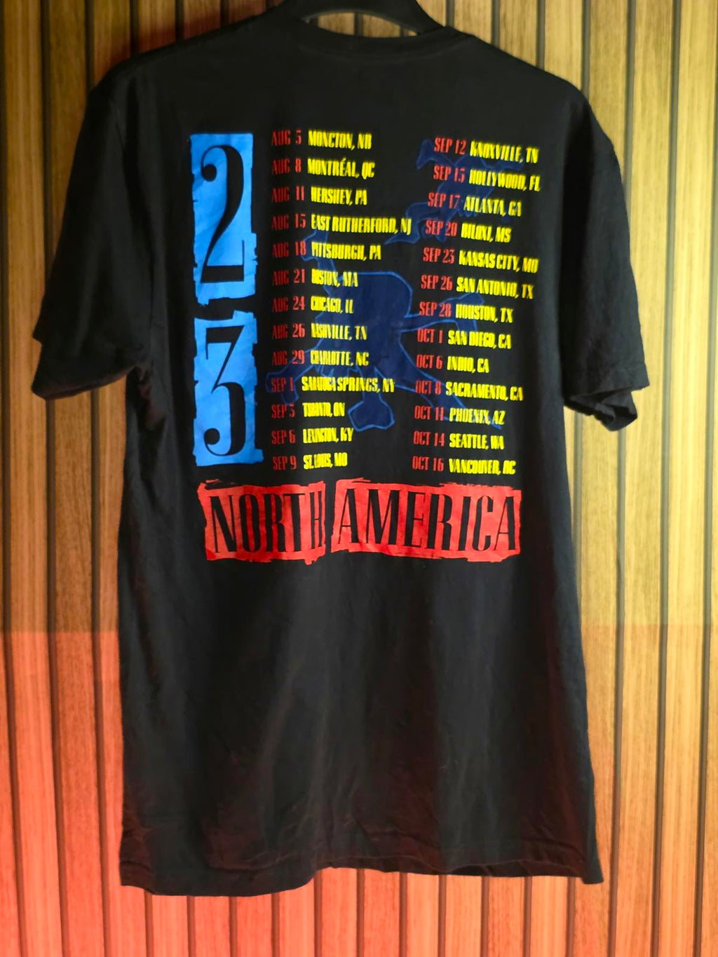 Official Merch Guns N Roses Medium T-shirt North American Tour 2023
