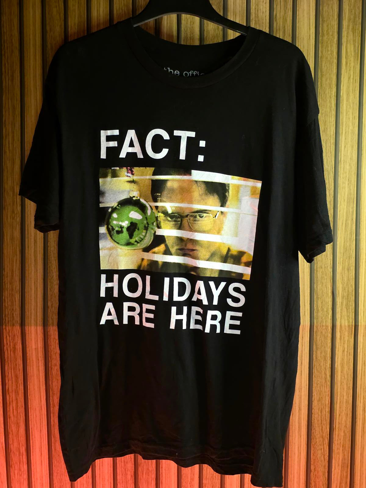 The Office Holidays Are Here Graphic T-Shirt Black Large