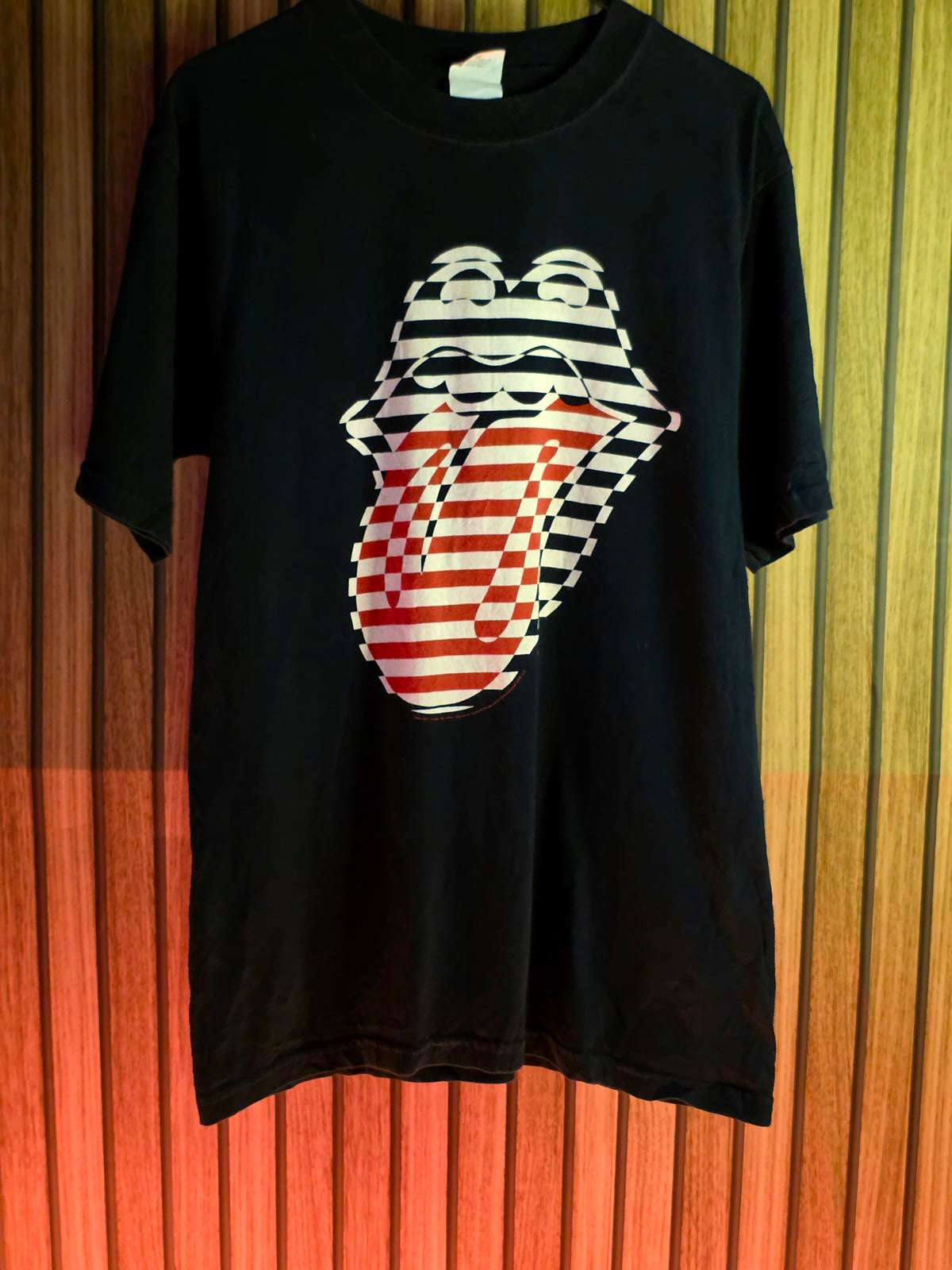 Rolling Stones geometric tongue and lips design, 2005/2006 tour Small