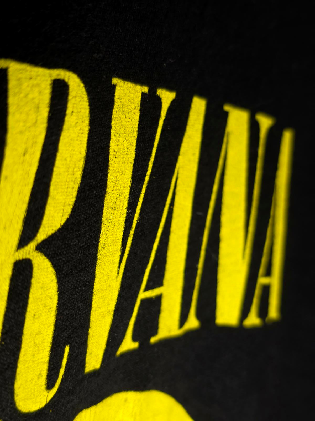 Nirvana Graphic T-Shirt Yellow Print Black Size Regular M