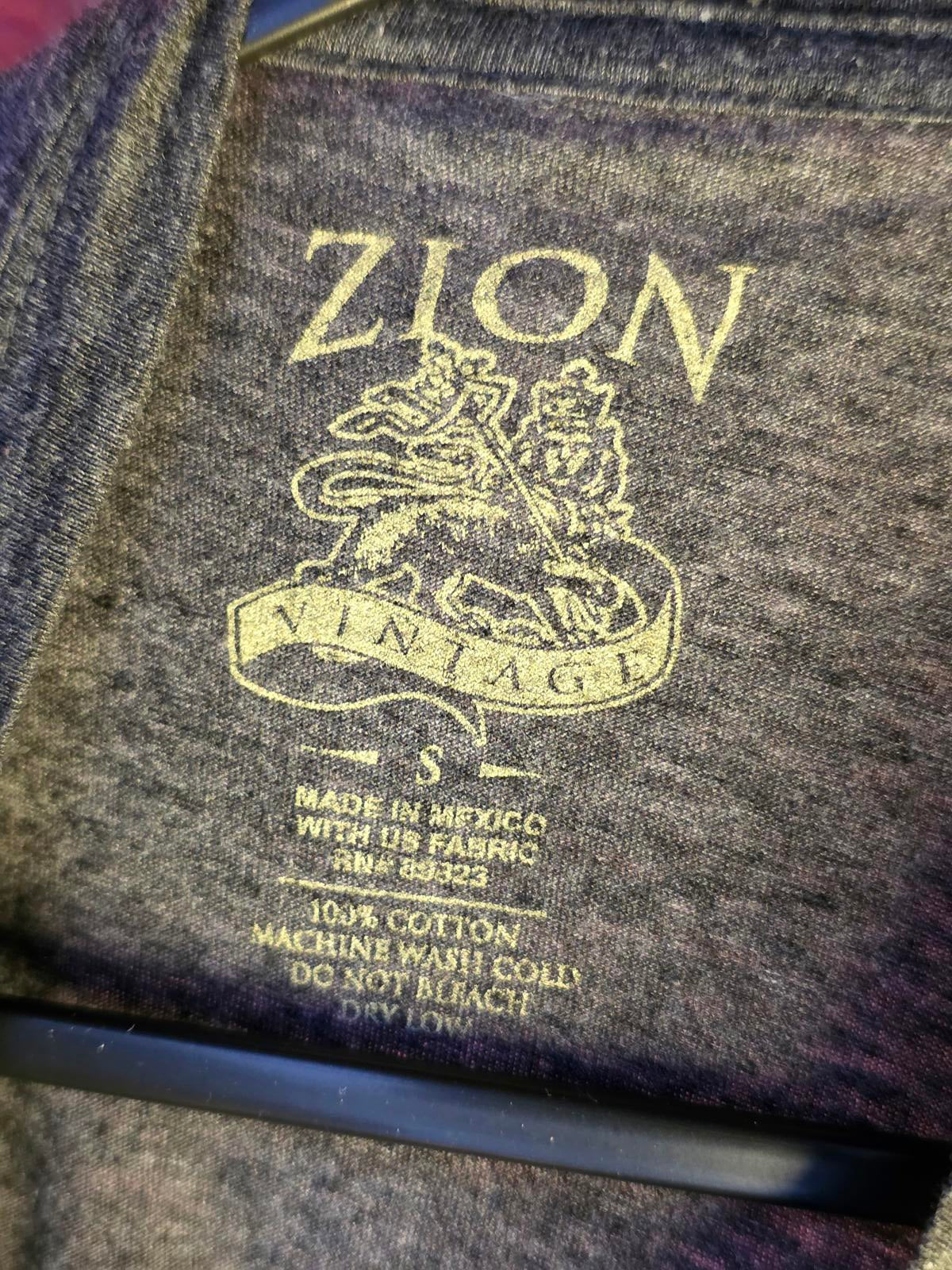 Zion Vintage Bob Marley Rebel Music Long Sleeve T-Shirt Dark Blue Small