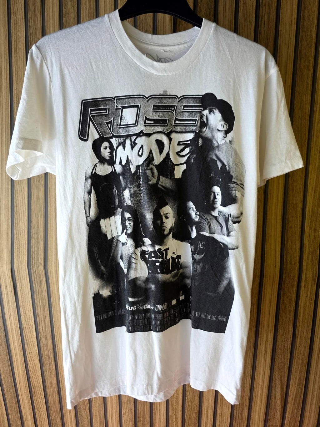 Flag Nor Fail Ross Mode Graphic T-Shirt White Medium