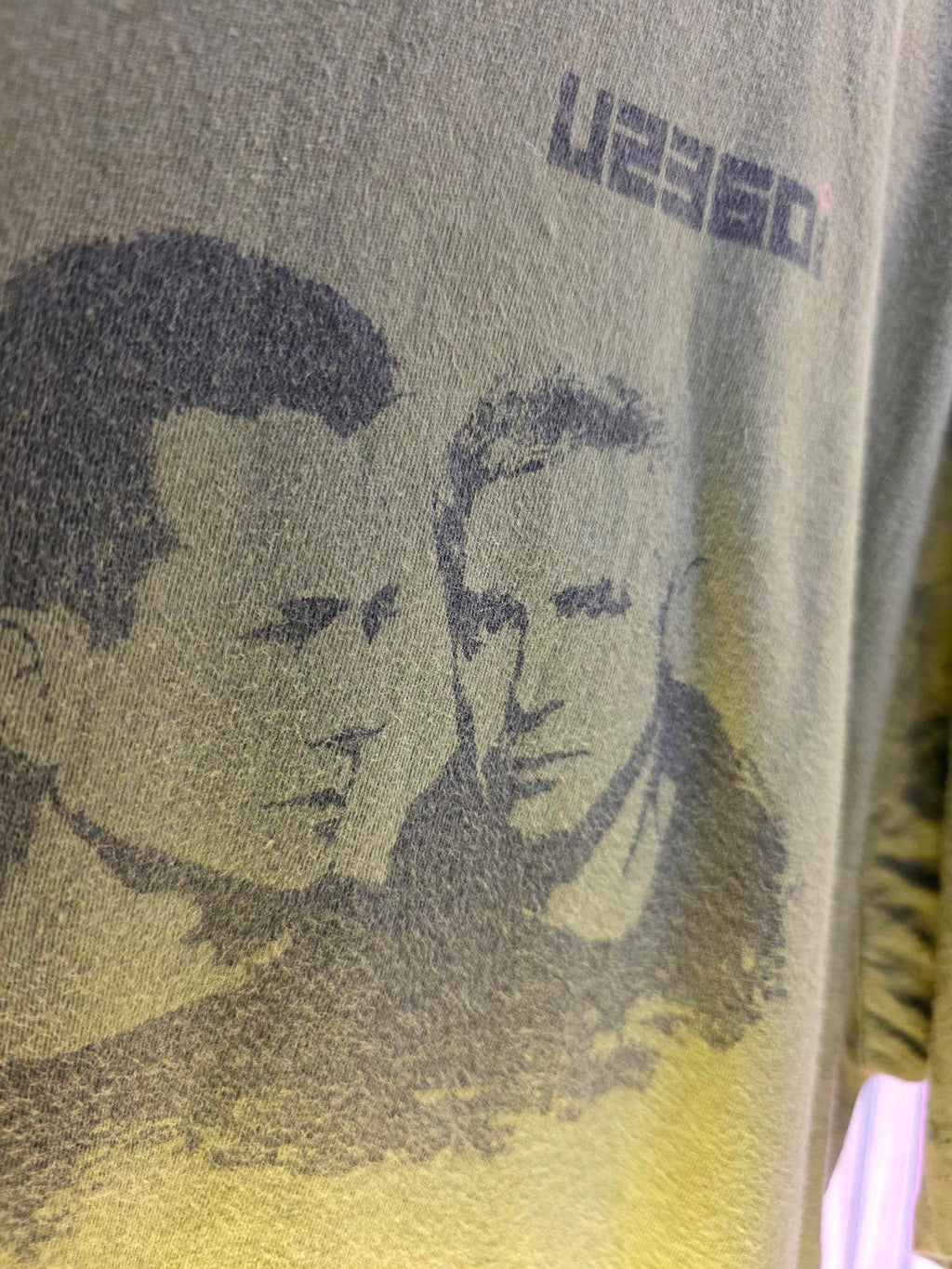 U2 360 Tour 2009 Band Graphic T-Shirt Olive Green Size L