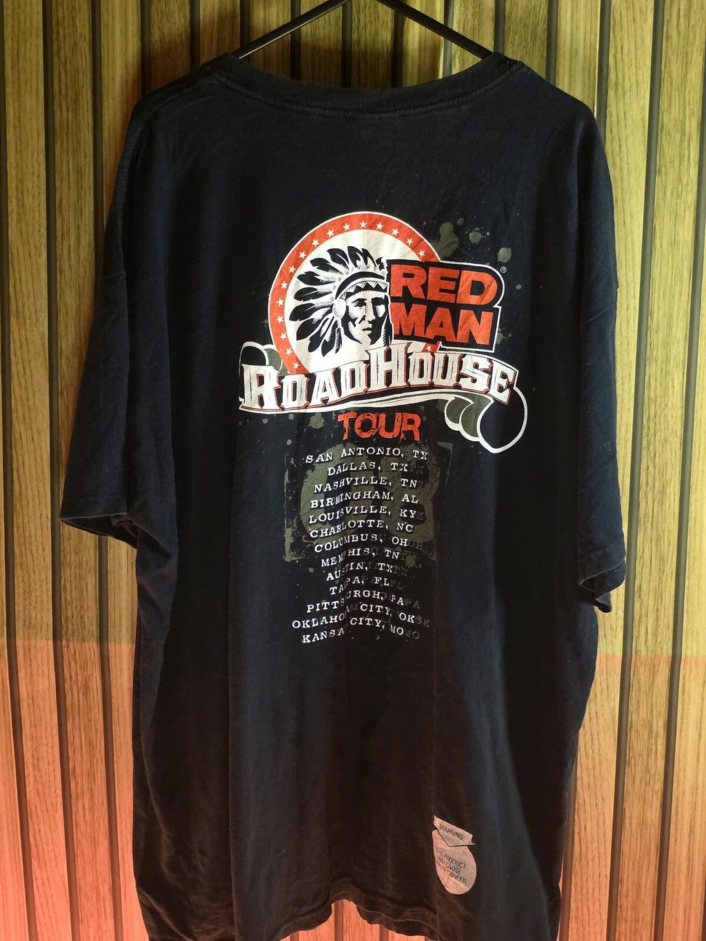 Gildan Locash Cowboy Red Man Roadhouse Tour Graphic T-Shirt Black XL