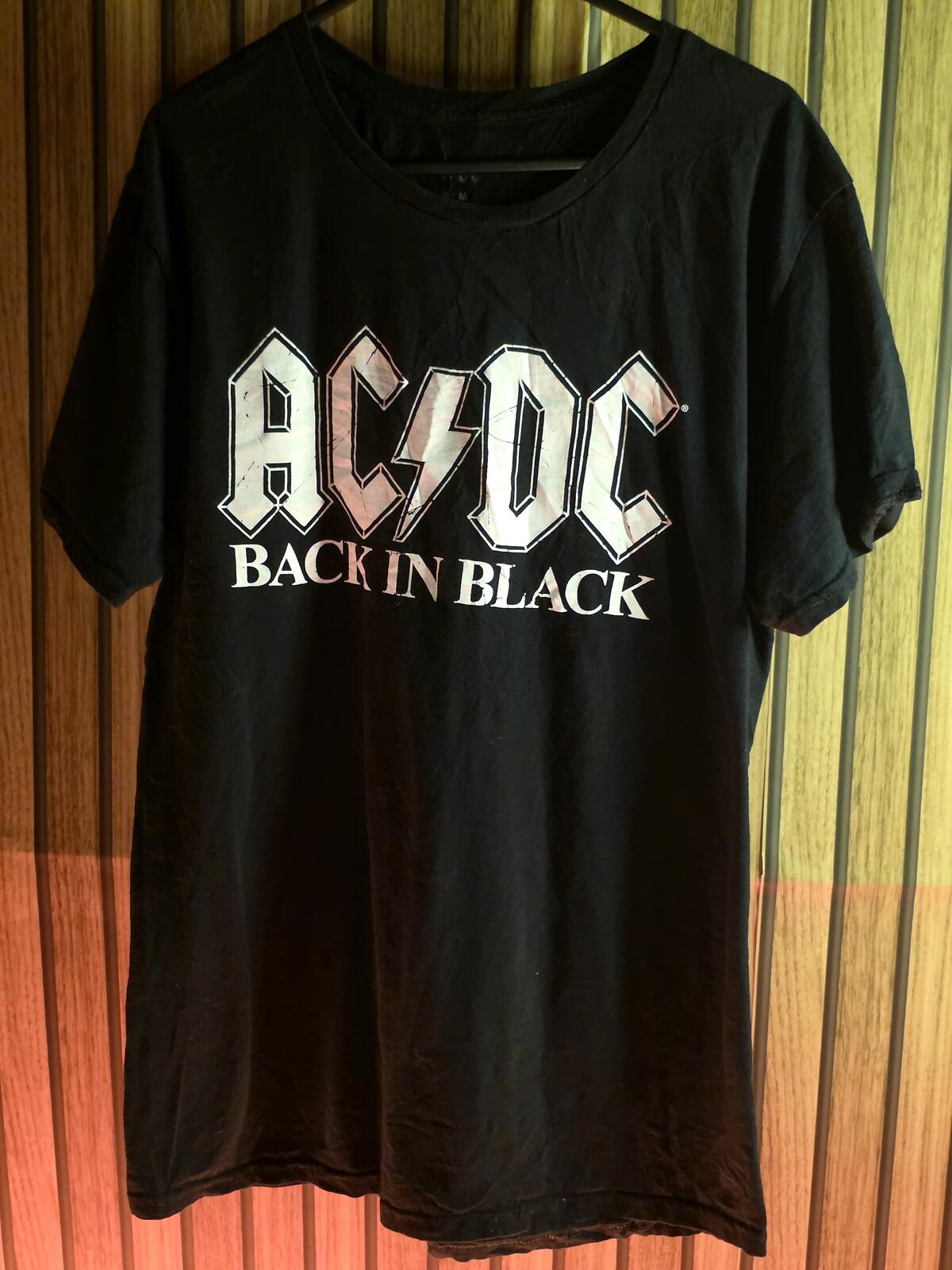 AC/DC Back in Black Band T-Shirt Black Size M