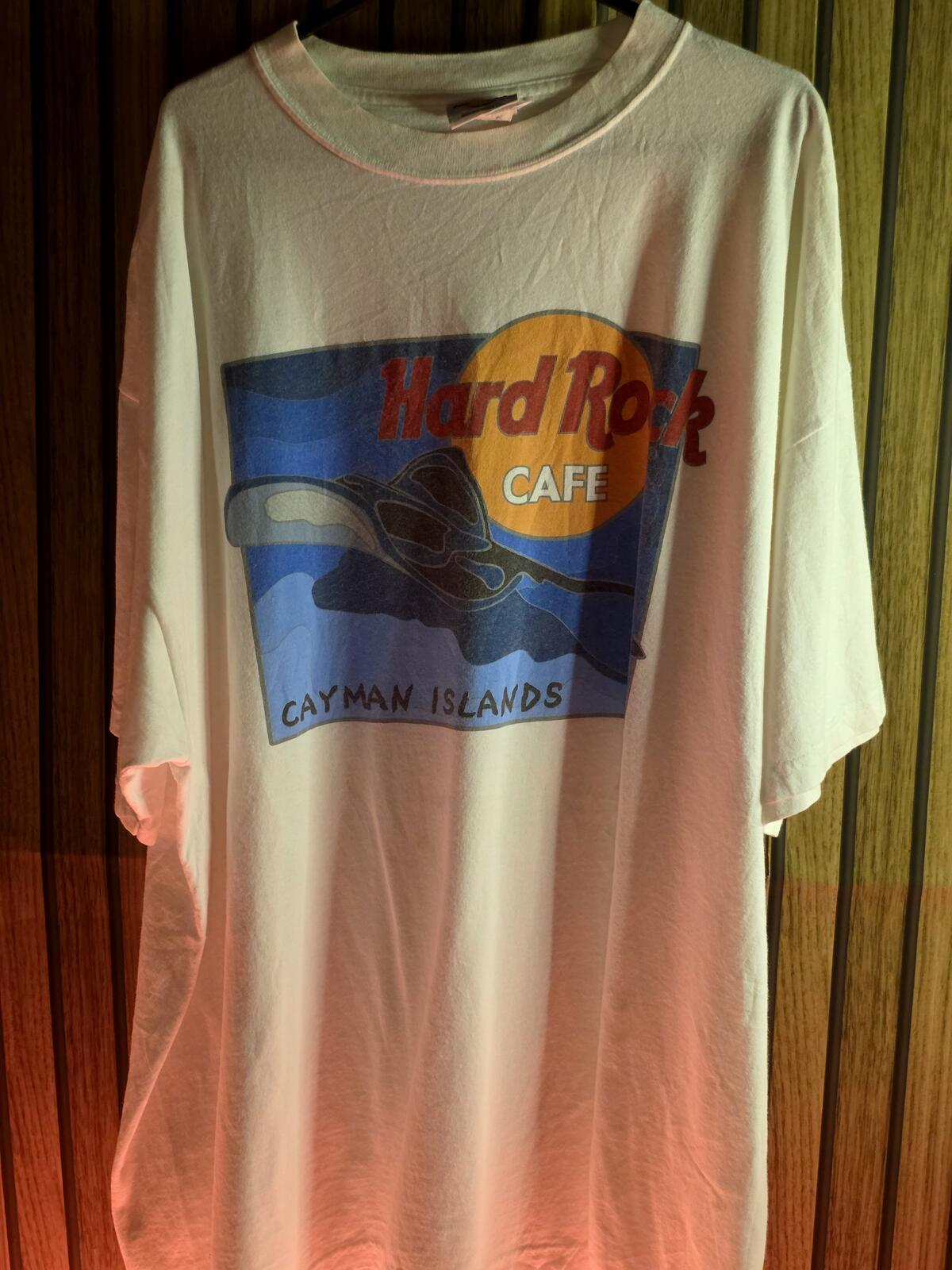 Hard Rock Cafe Cayman Islands Graphic T-Shirt White X-Large
