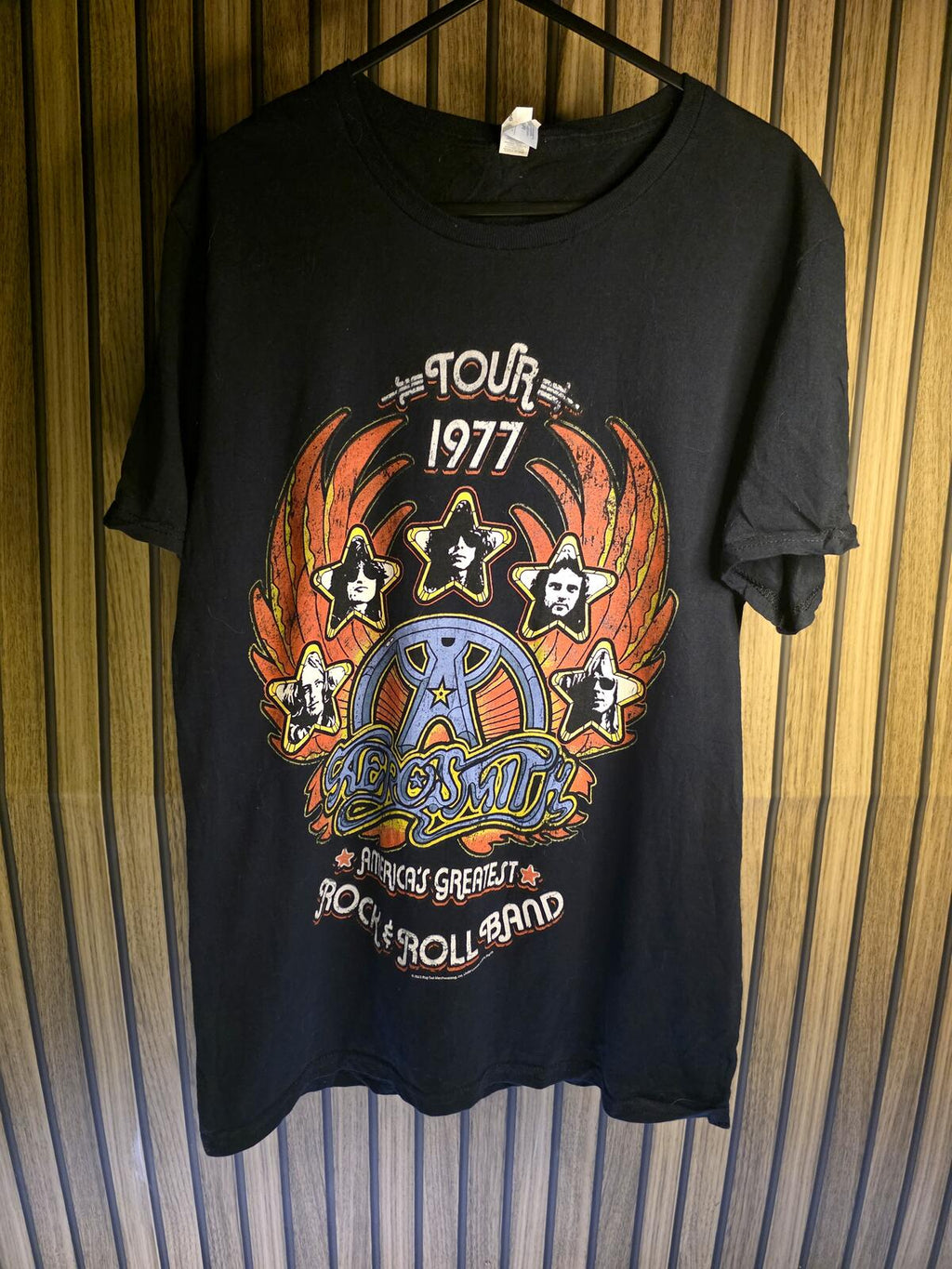 Fruit of the Loom Aerosmith Tour 1977 Graphic T-Shirt Black Medium
