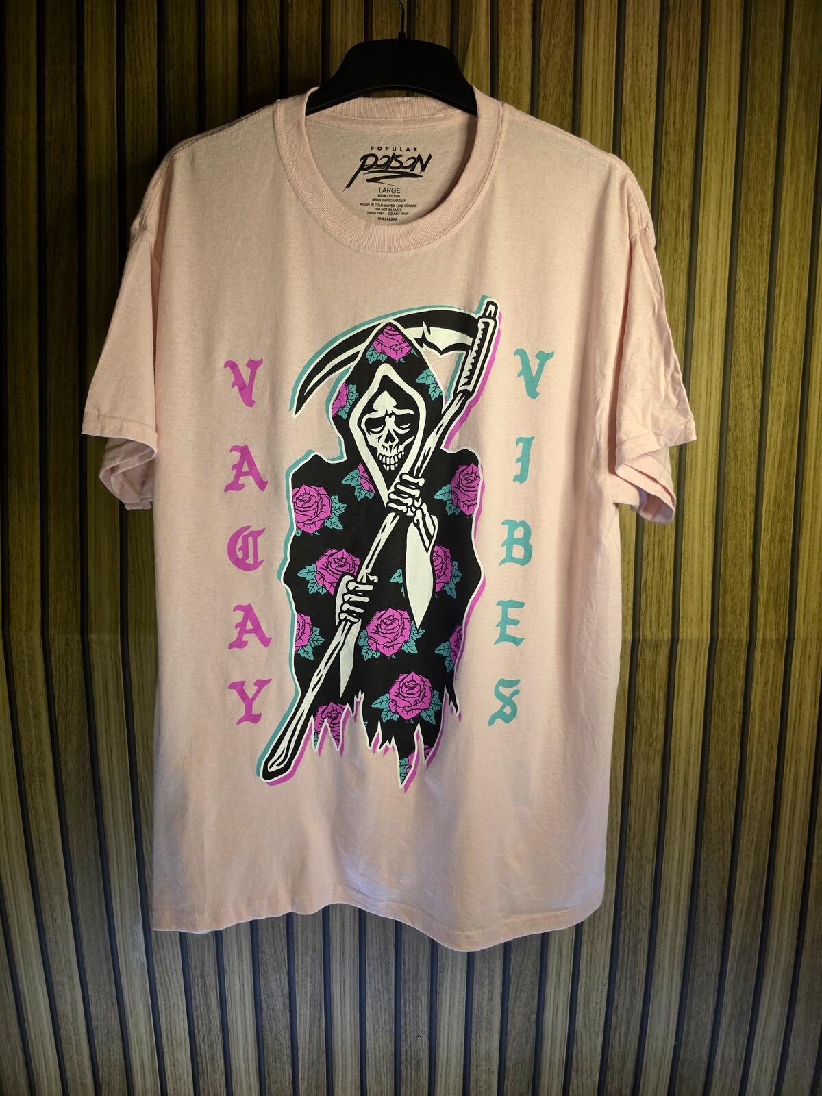 Popular Poison Vagay Vibes Graphic T-Shirt Pink Large