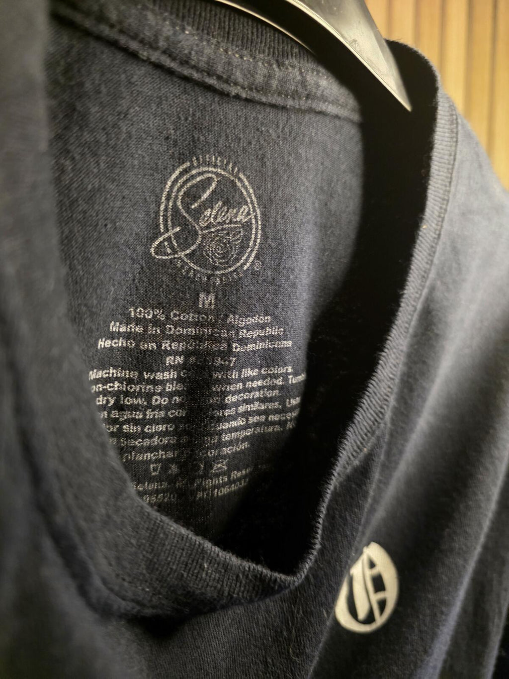 Selena Como La Flor Black Graphic T-Shirt Medium