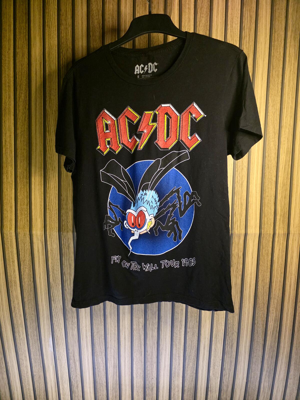 AC/DC Fly On The Wall Tour 1985 Black Cotton T-Shirt Size S