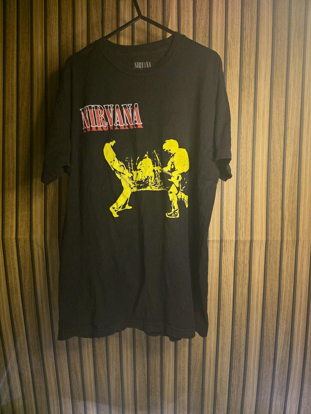Nirvana Band T-Shirt Yellow Graphic Black Large