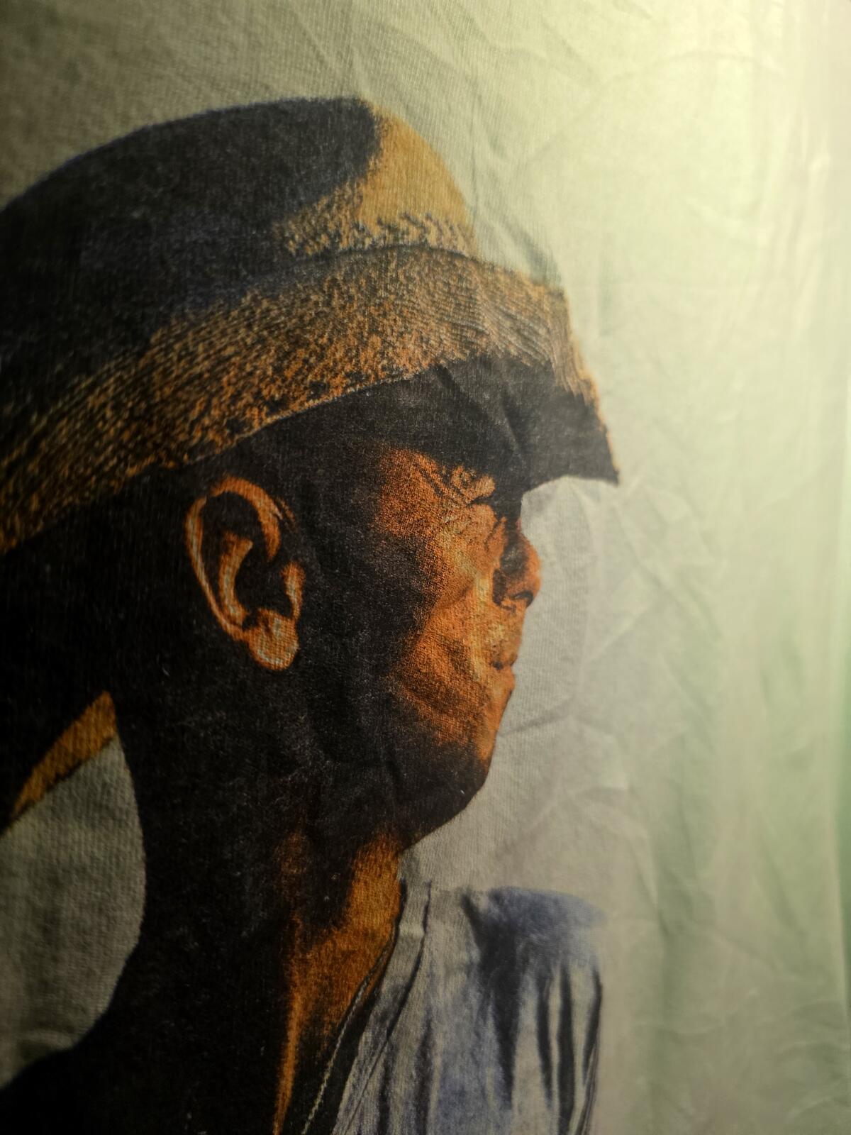 Kenny Chesney The Big Revival Tour 2015 Graphic T-Shirt Light Green Small