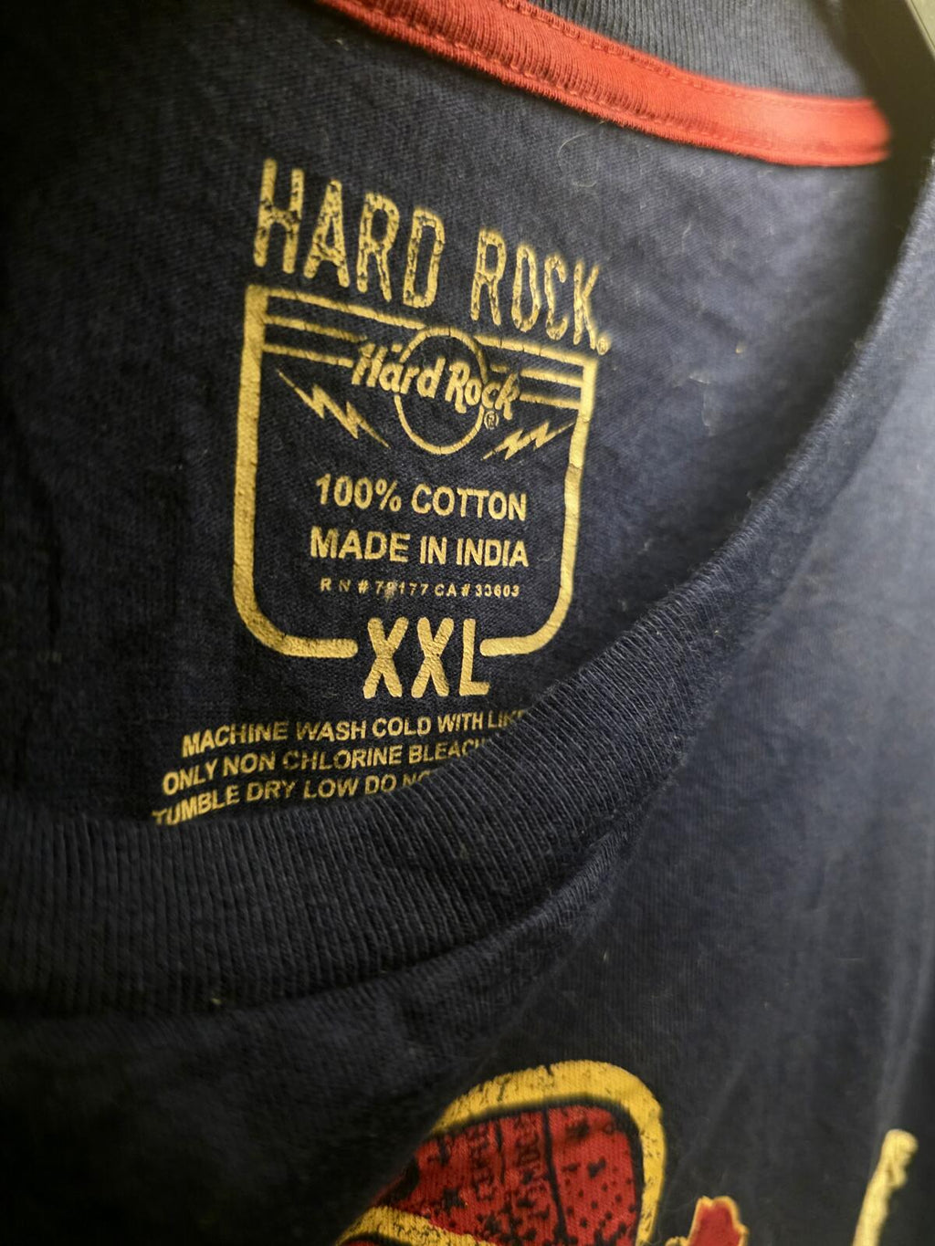Hard Rock Cafe Budapest Graphic T-shirt Navy Blue XXL Cotton