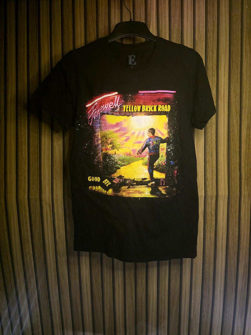 Elton John Farewell Yellow Brick Road Tour Graphic T-Shirt Black Small