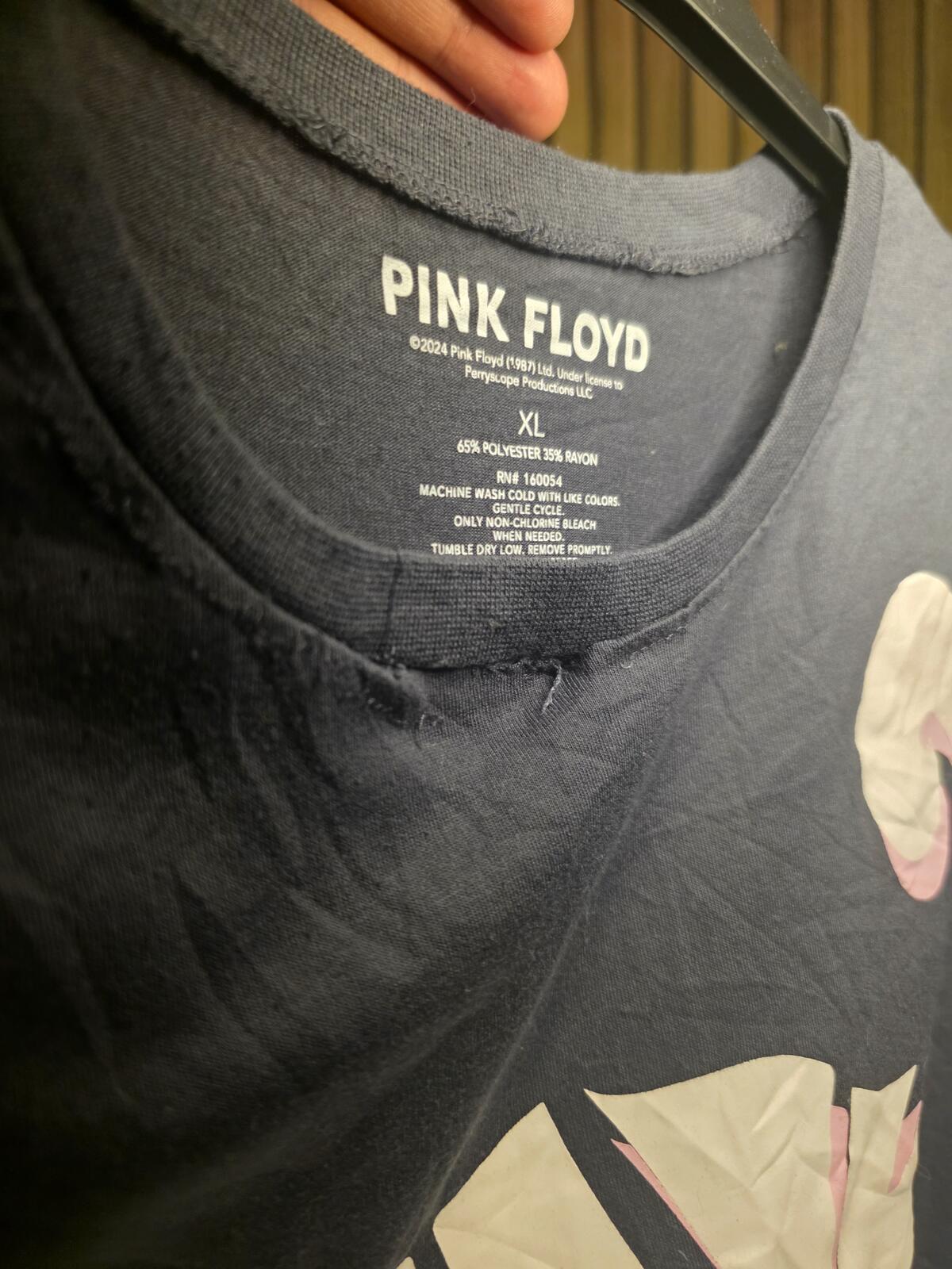 Pink Floyd Graphic T-shirt Rainbow Prism Design Black XL
