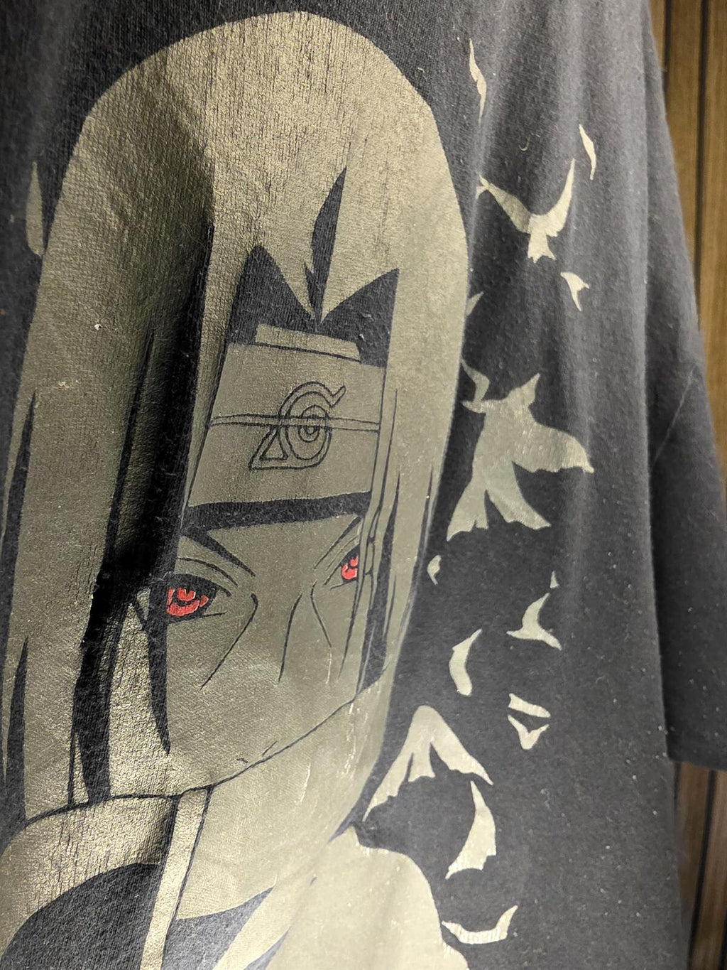 Black Graphic Anime T-Shirt with Itachi Uchiha Design Size XL