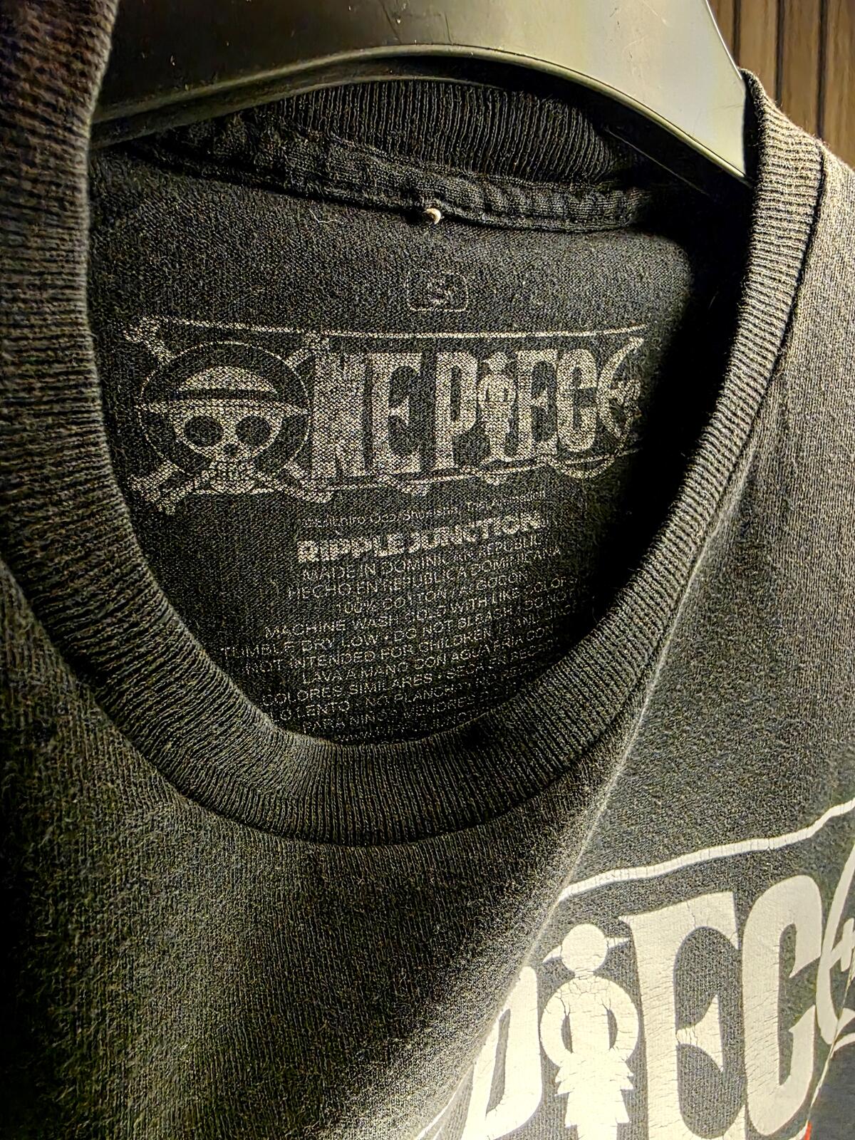 One Piece Luffy Graphic Black T-Shirt Small