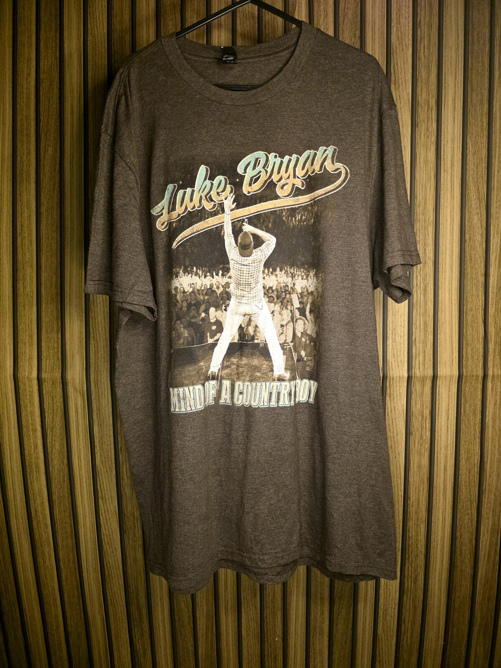 Luke Bryan Mind of a Country Boy Tour 2024 Brown XL T-shirt