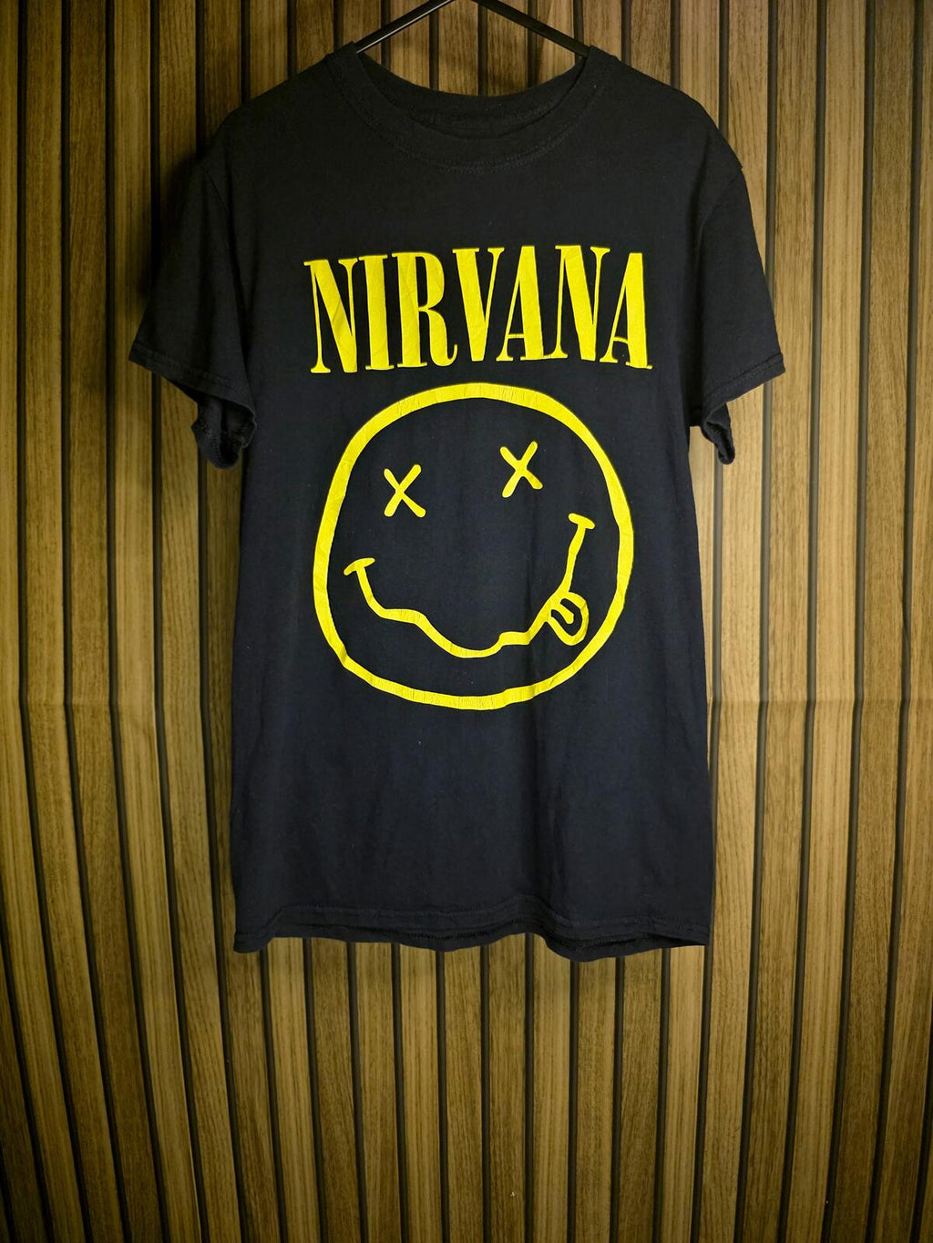 Nirvana Smiley Face Graphic T-Shirt Black Yellow Size S