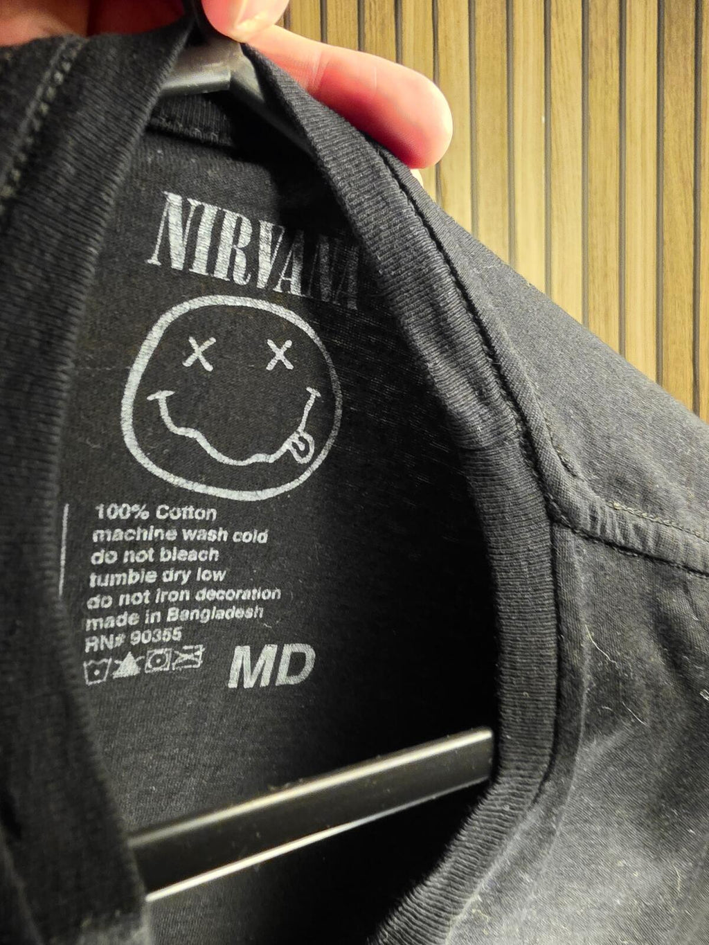 Nirvana Smiley Face Graphic T-shirt Black Medium