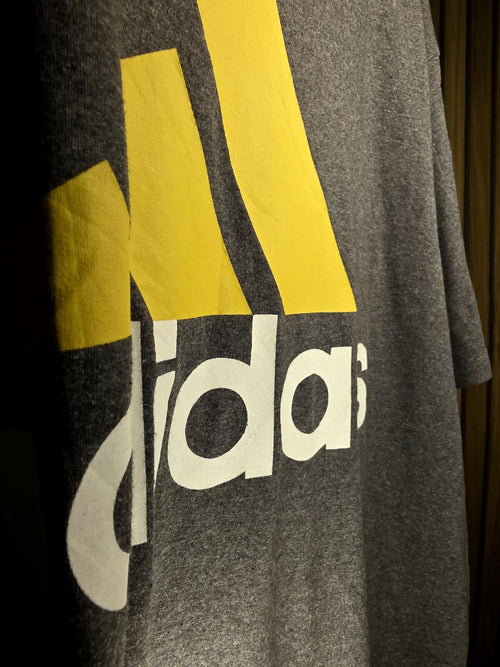 Adidas The Go-To Tee Logo Graphic T-Shirt Grey L/G