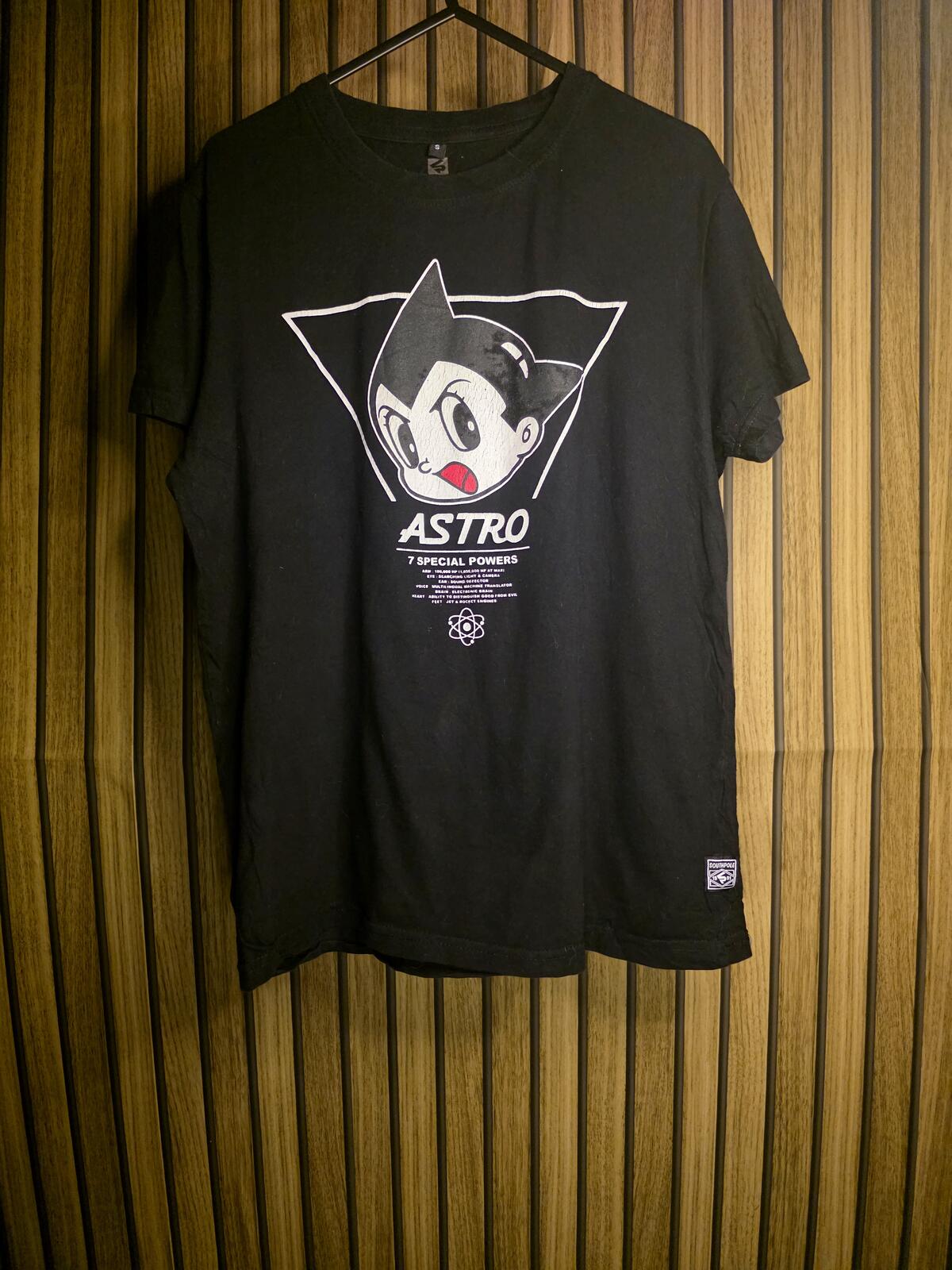 SouthPole Scythele Astro Boy Graphic T-Shirt Black Small