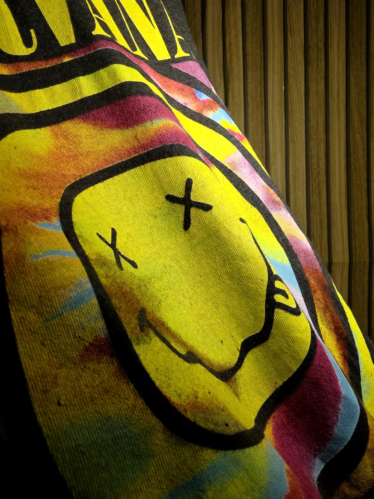 Nirvana Tie-Dye Smiley Face Graphic T-Shirt Black Medium
