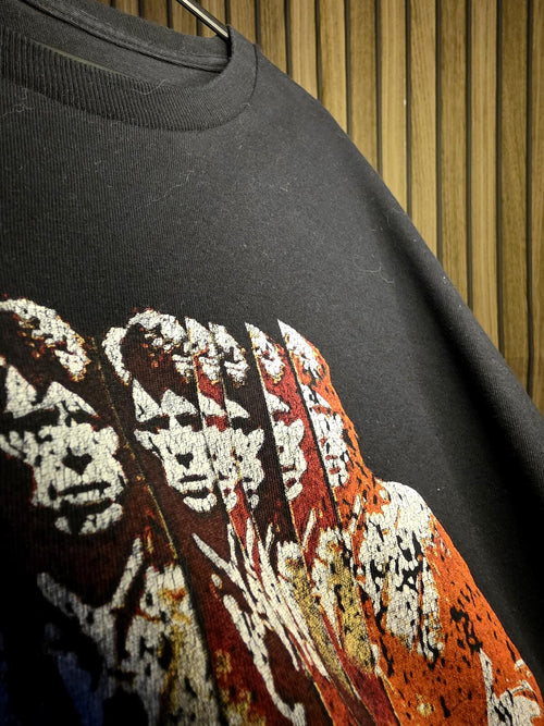 Bowie Graphic T-shirt Red and Black Large