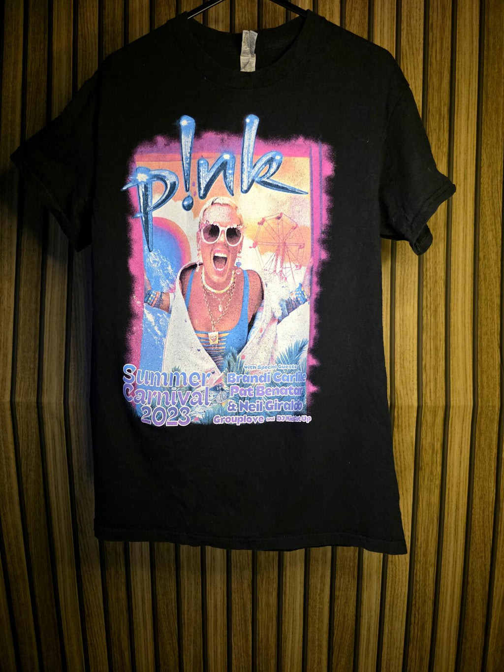 Pink Summer Carnival 2023 Tour T-shirt Black Small