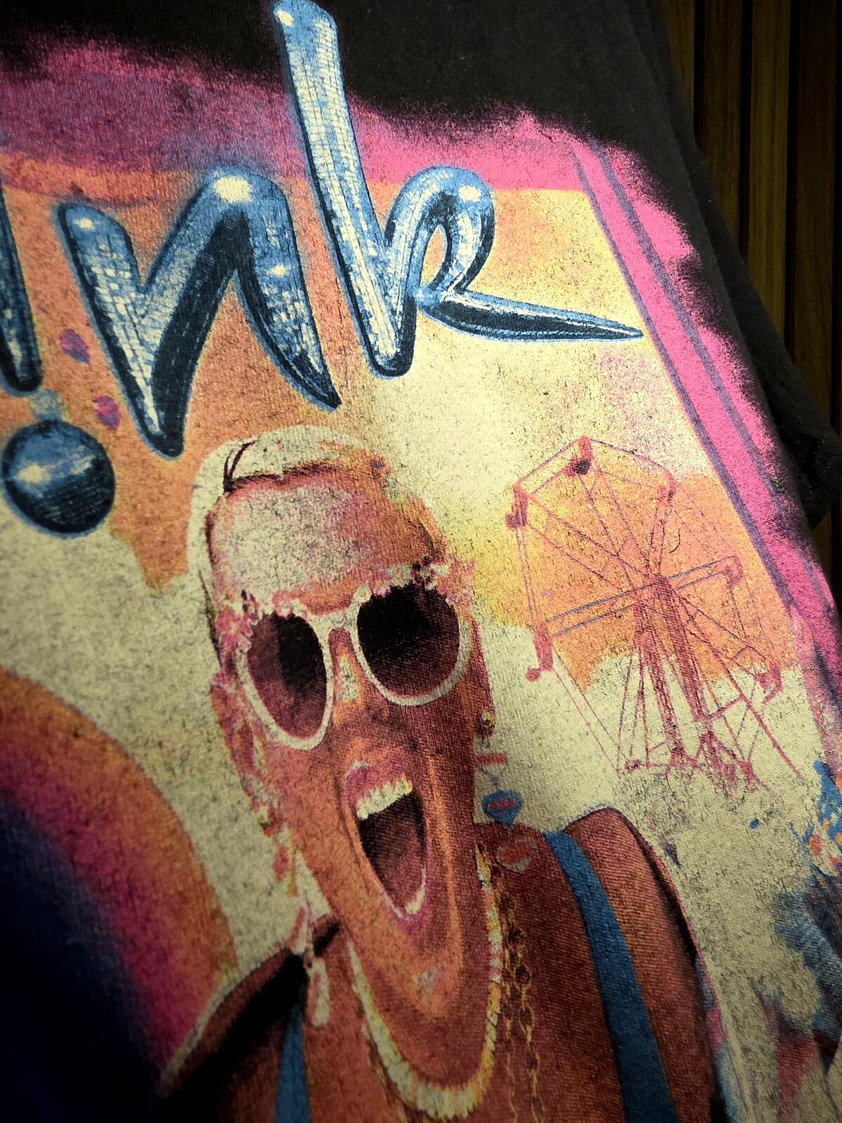 Pink Summer Carnival 2023 Tour T-shirt Black Small