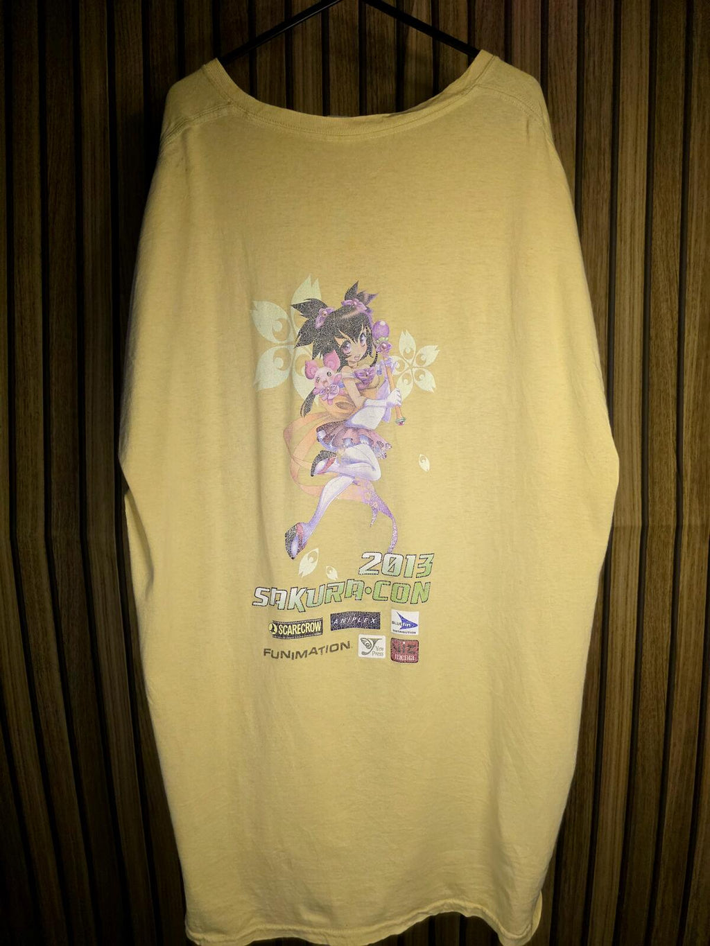 2013 Gildan Men's T-Shirt SAKURA-CON Logo Yellow XL