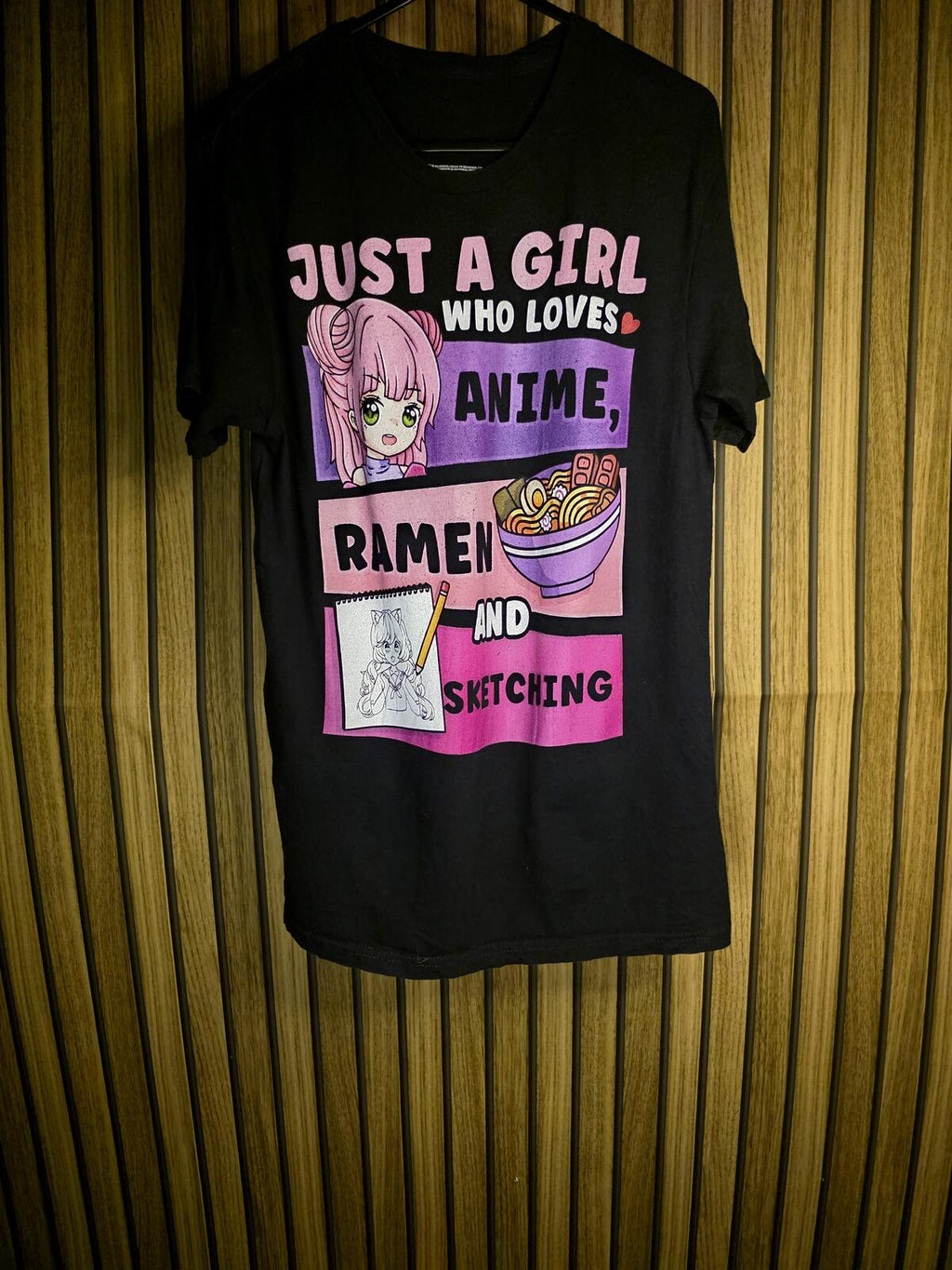 Graphic T-shirt Black Anime Ramen Sketching Print Size S