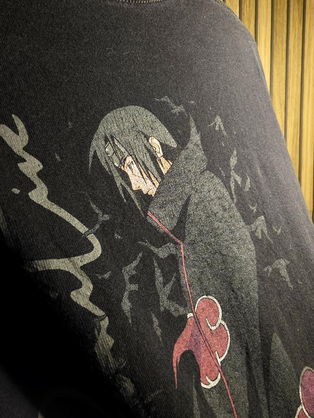 Primitive Naruto Itachi Graphic T-Shirt Black Size L