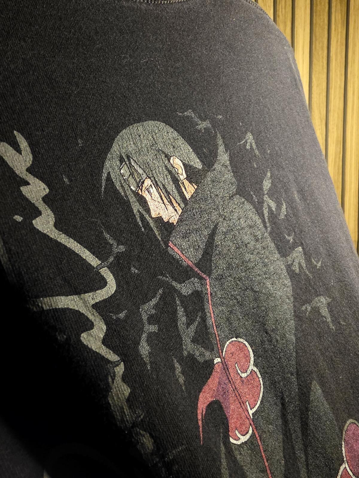 Primitive Naruto Itachi Graphic T-Shirt Black Size L