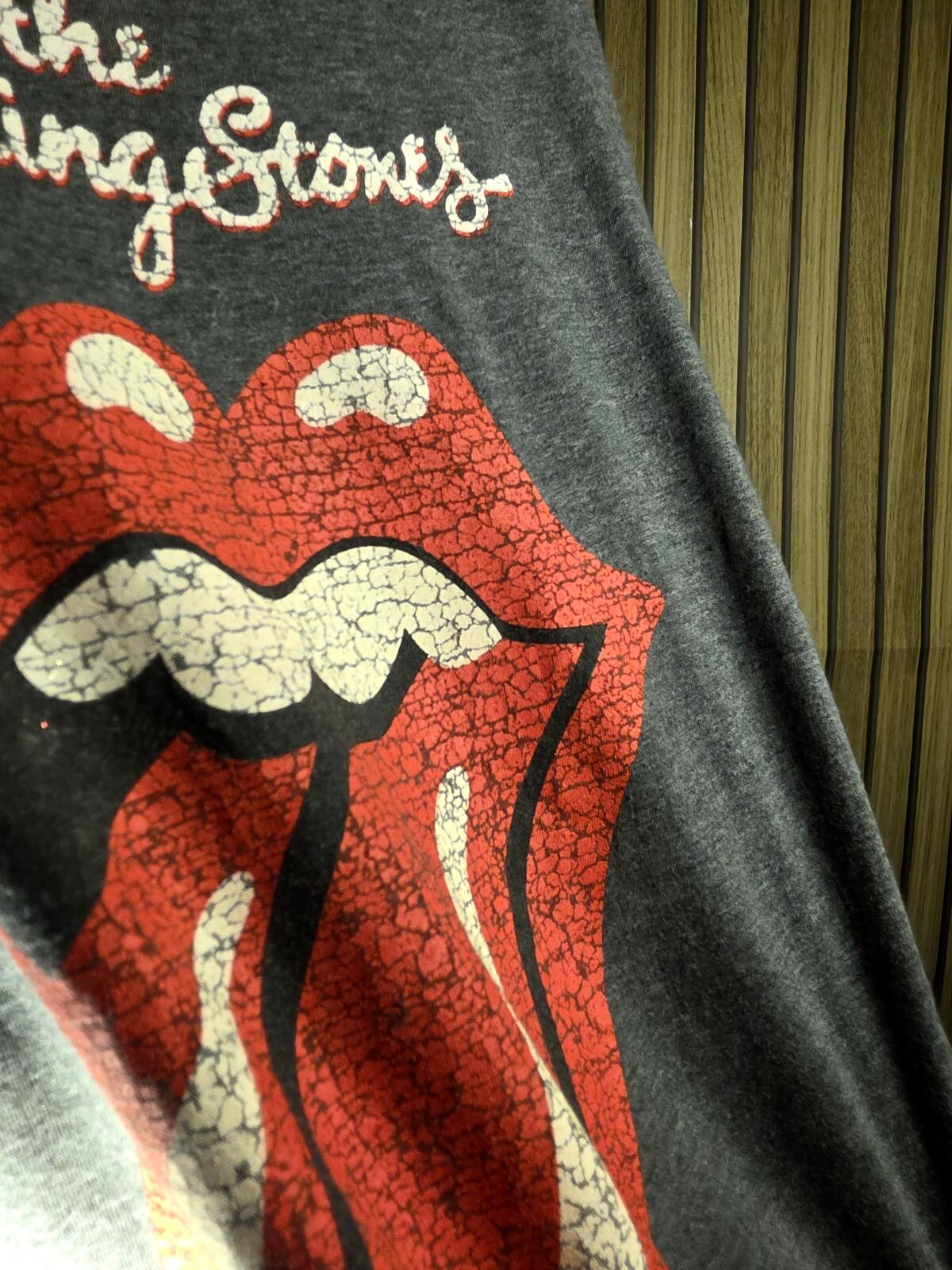 The Rolling Stones Graphic T-Shirt Red Tongue Logo Grey Small