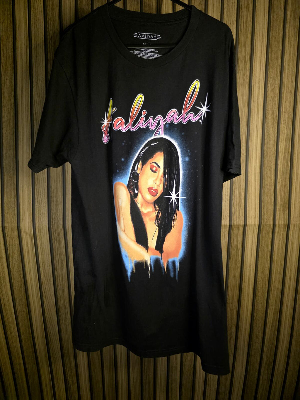 Aaliyah Black Graphic T-Shirt Medium