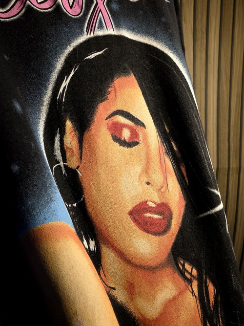 Aaliyah Black Graphic T-Shirt Medium
