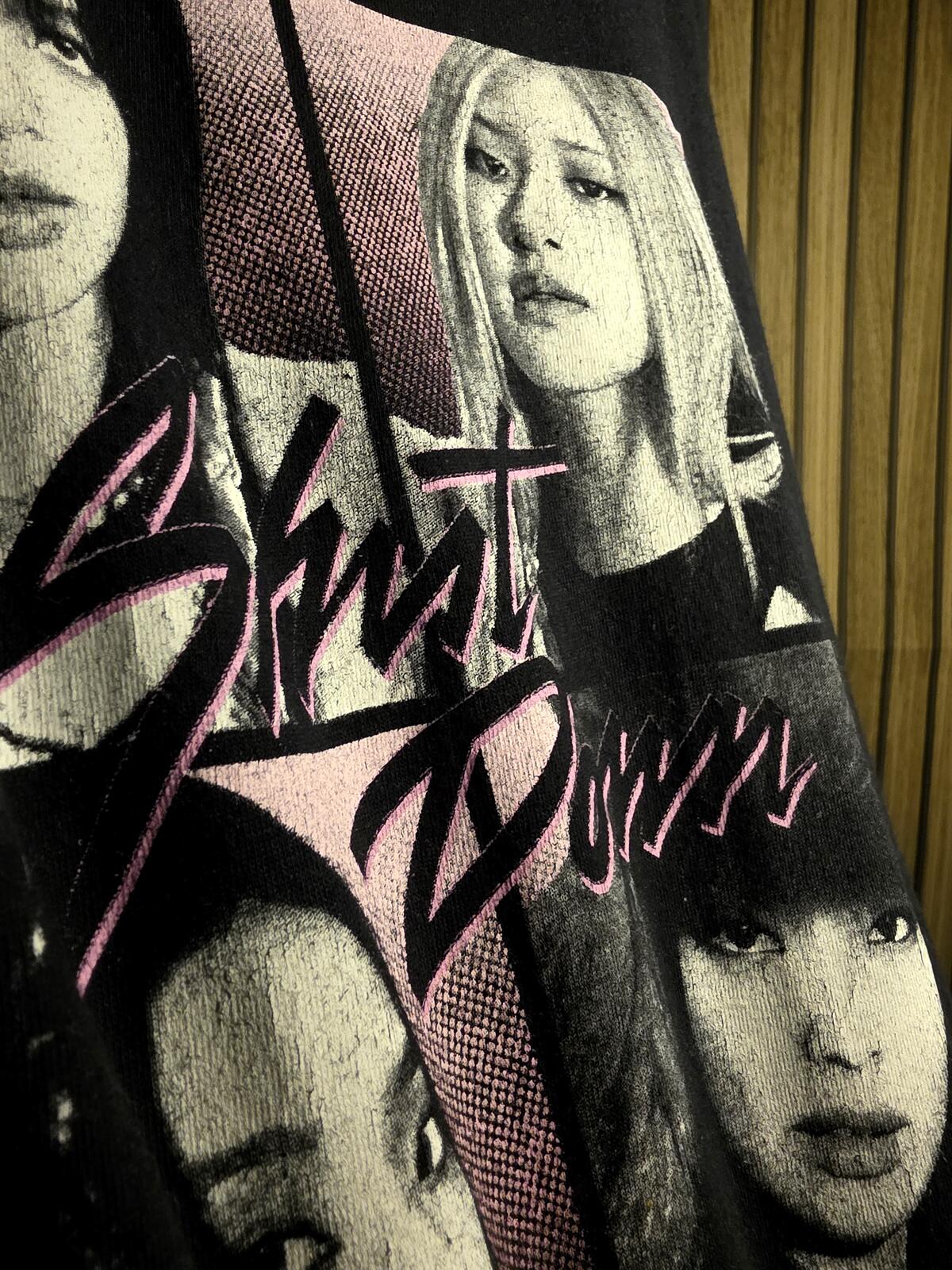 BLACKPINK Shot Down Graphic T-shirt Black Medium