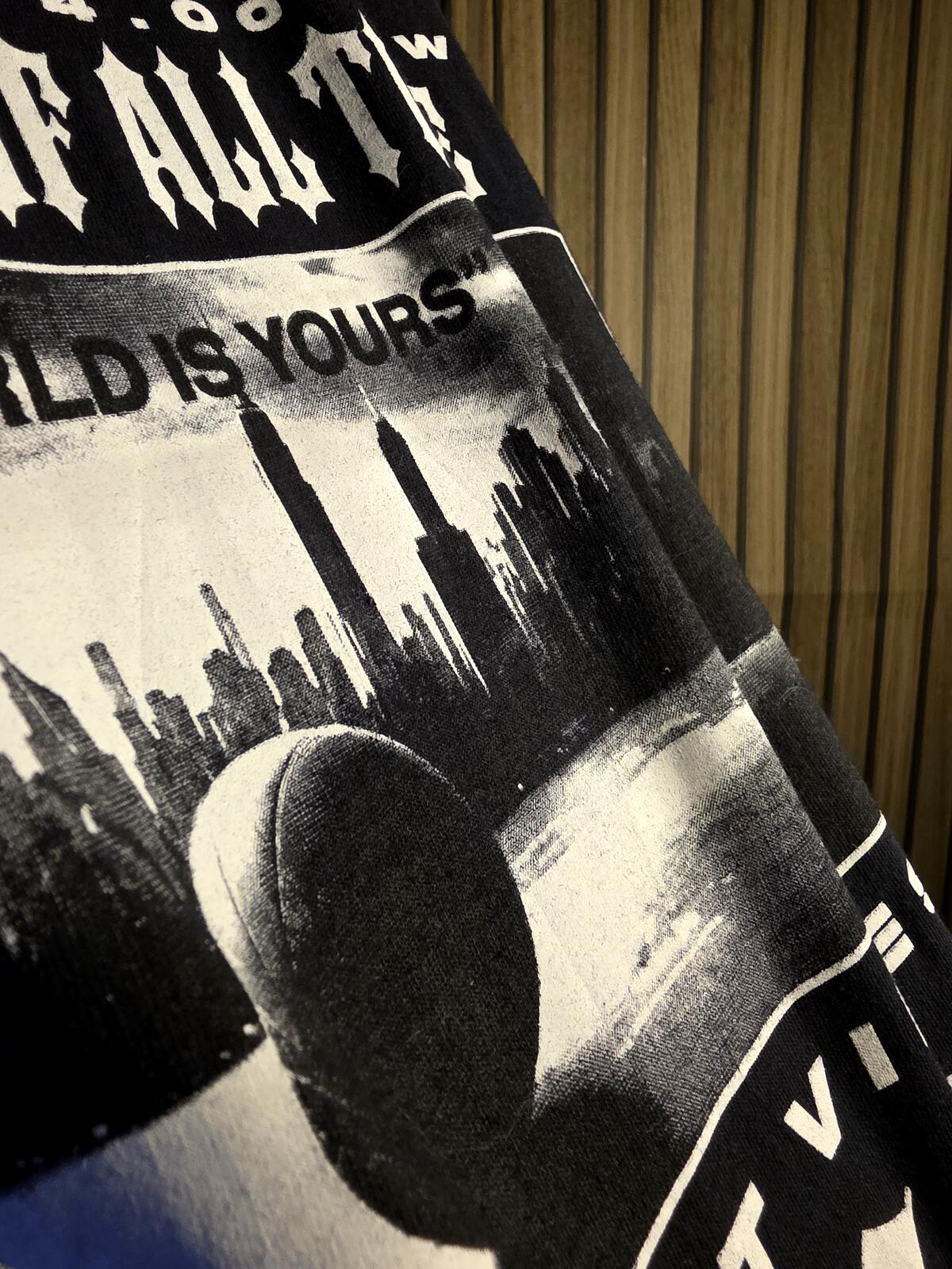 Popular Poison New York Graphic T-Shirt Black Large