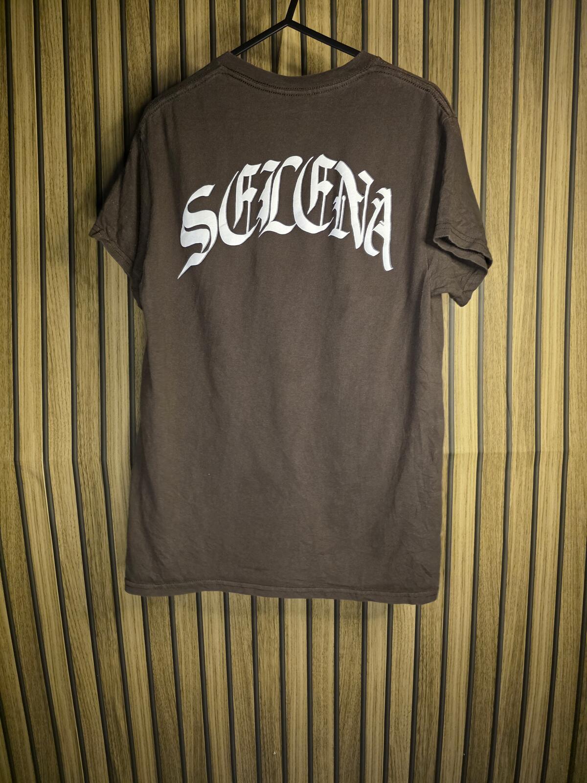 Selena Amor Prohibido Graphic T-Shirt Brown Small