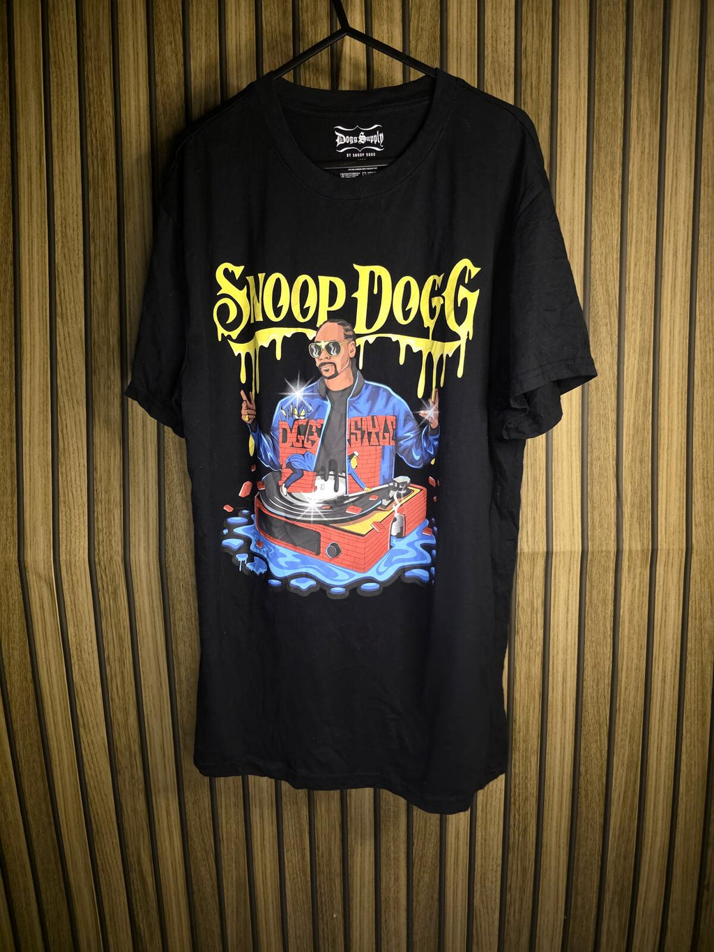 Dogg Supply by Snoop Dogg Graphic T-Shirt Black Medium