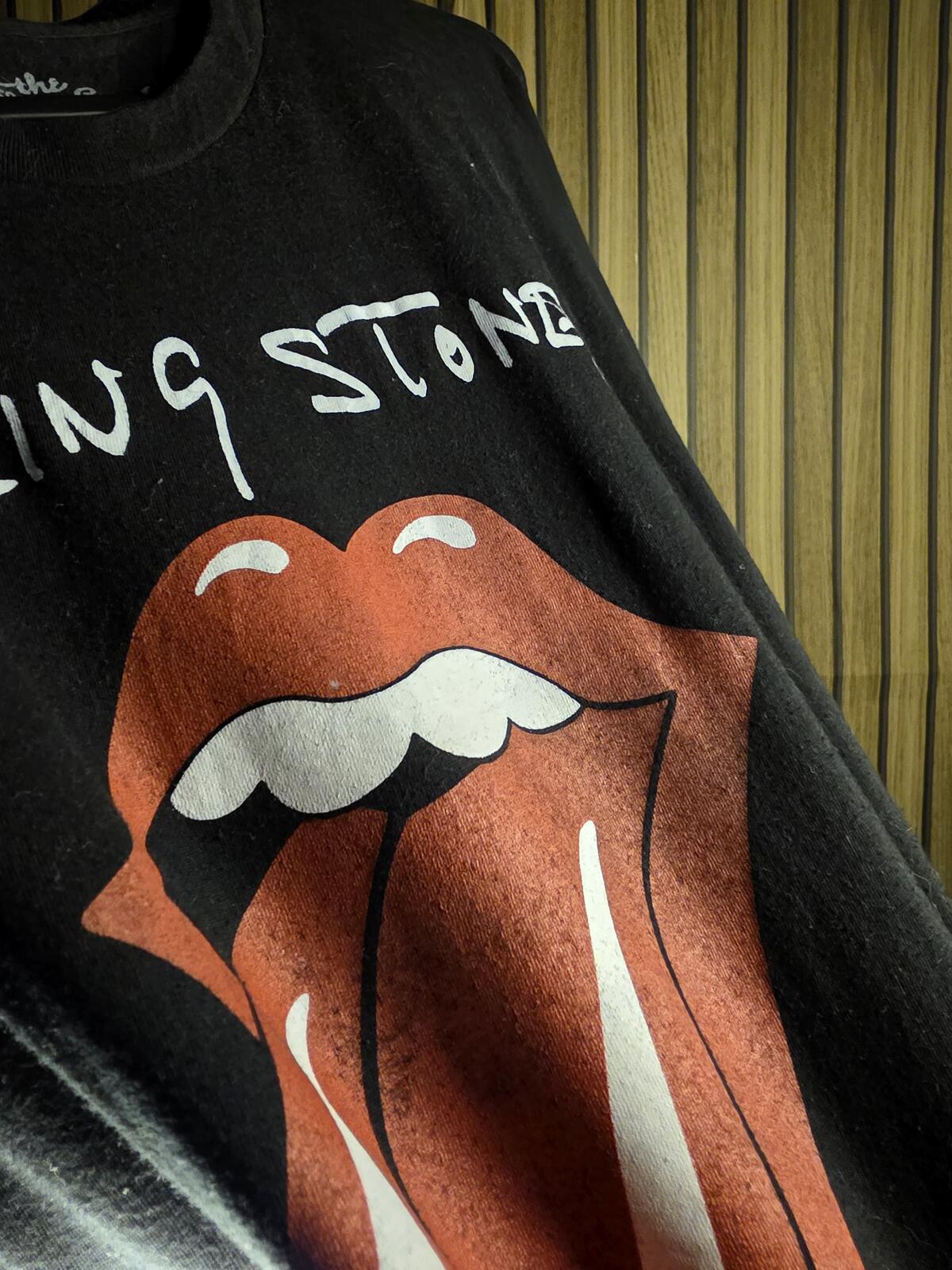 Rolling Stones North American Tour 1975 Graphic T-Shirt Black Large